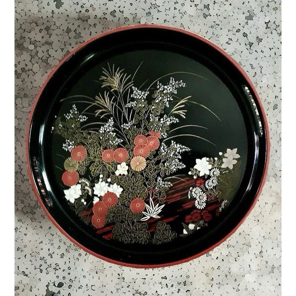 VINTAGE JAPANESE YAMANAKA LACQUERWARE CHRYSANTHEMUM ROUND SERVING TRAY 12.5